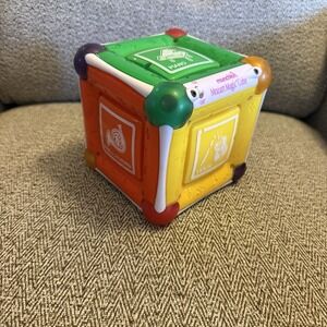 Munchkin Mozart MAGIC CUBE Musical Learning Toy Instrument & Music Fun for Baby